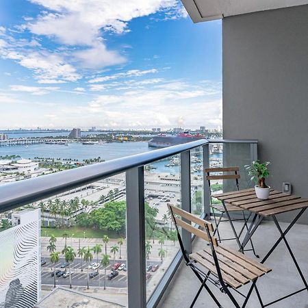 Luxurious 2-Bed Apartment With Breathtaking Bay Views!! マイアミ エクステリア 写真