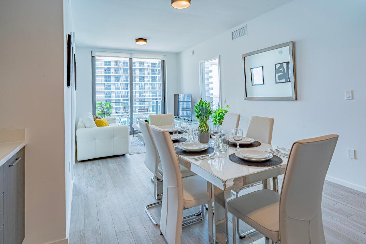 Luxurious 2-Bed Apartment With Breathtaking Bay Views!! マイアミ エクステリア 写真