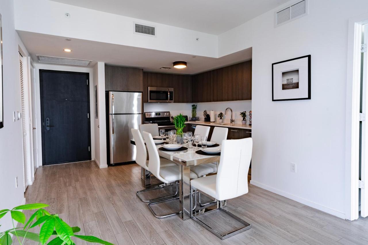 Luxurious 2-Bed Apartment With Breathtaking Bay Views!! マイアミ エクステリア 写真